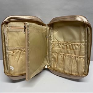 Relavel Travel Makeup Case Cosmetic Organizer